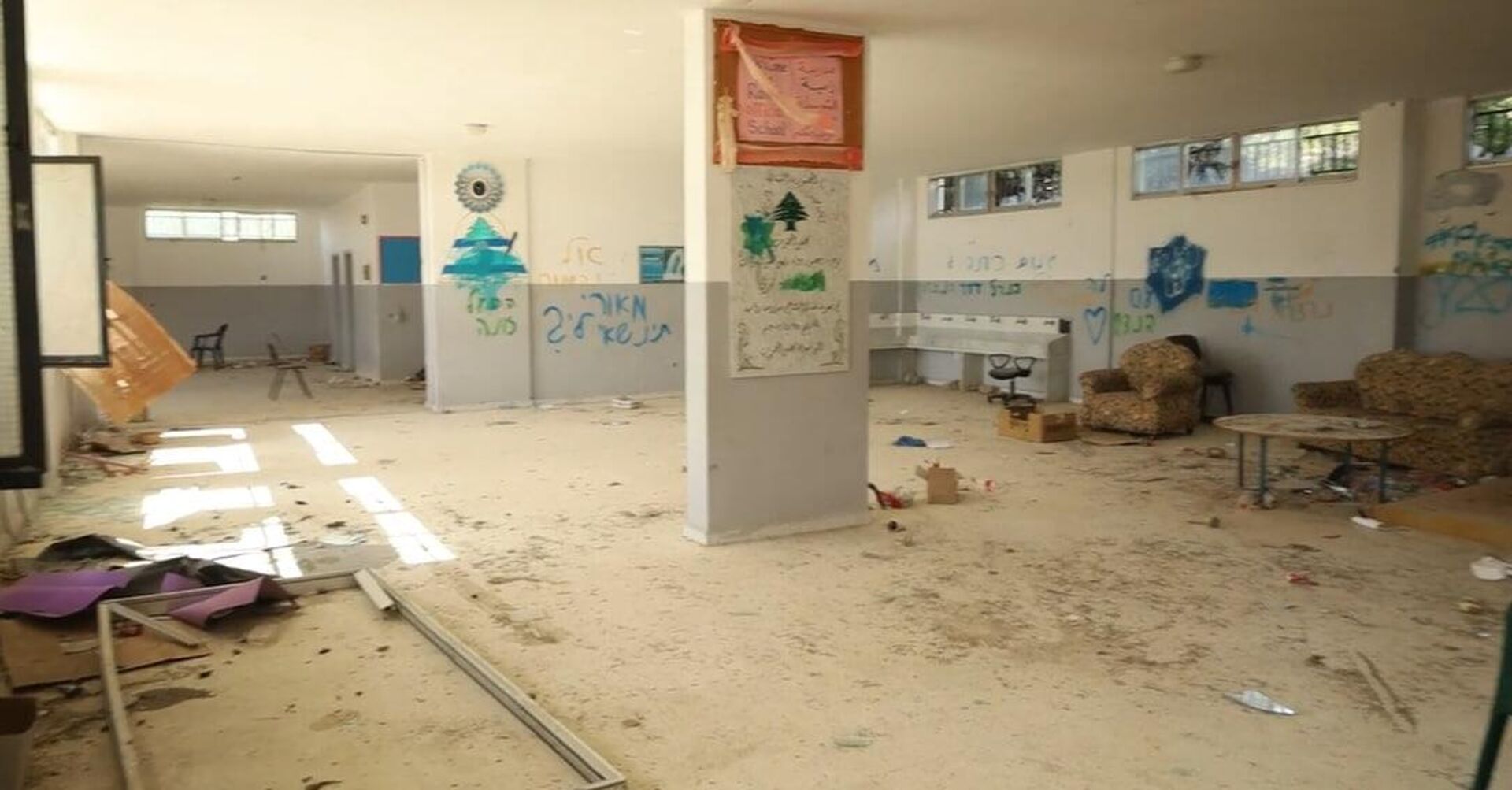 انطلاق العام الدراسي في ظل واقع تعليمي متأثر بالدمار في جنوب لبنان - سبوتنيك عربي, 1920, 01.10.2025