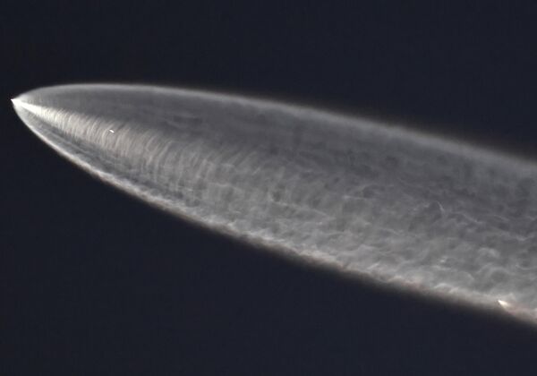 صورة لانطلاق صاروخ "فالكون 9" التابع لشركة "سبيس إكس" من قاعدة "فاندنبرغ" الفضائية، حاملًا 28 قمرًا صناعيًا لشبكة "ستارلينك" للإنترنت، تم رصده من ألتادينا في كاليفورنيا - سبوتنيك عربي