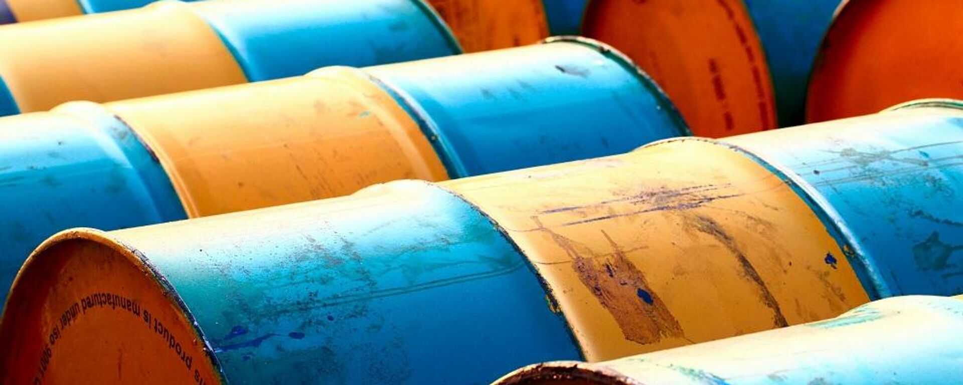 براميل نفط - سبوتنيك عربي, 1920, 04.10.2025