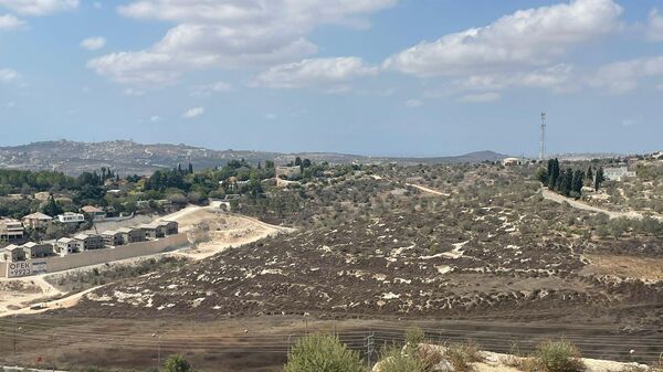 بعد عامين من الحرب... الضفة الغربية بين مطرقة الأزمات وسندان مخططات الضم الإسرائيلية - سبوتنيك عربي