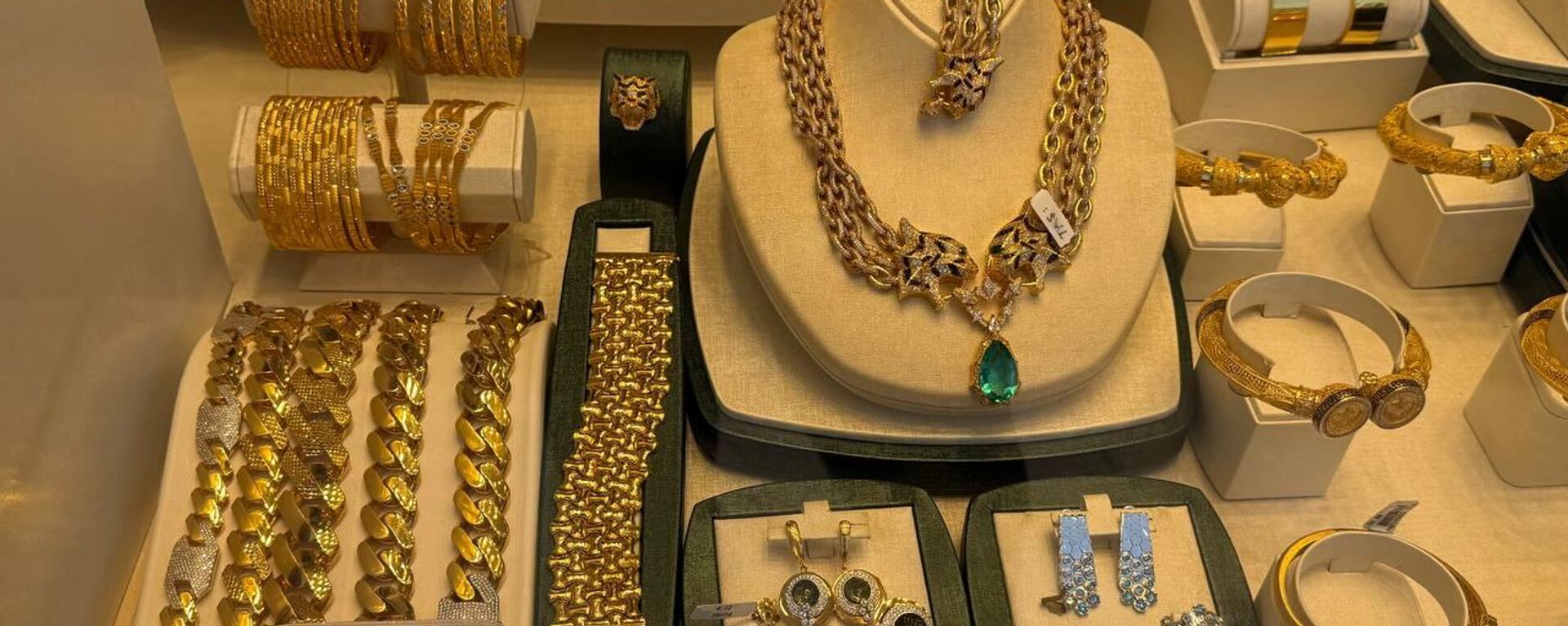 عبر مدينة الذهب... العراق يخطو نحو صناعة المجوهرات محليا - سبوتنيك عربي, 1920, 29.10.2025