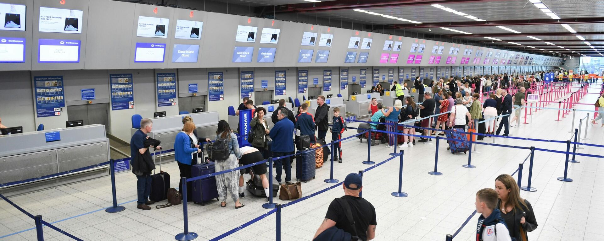 مطار - سبوتنيك عربي, 1920, 11.11.2025