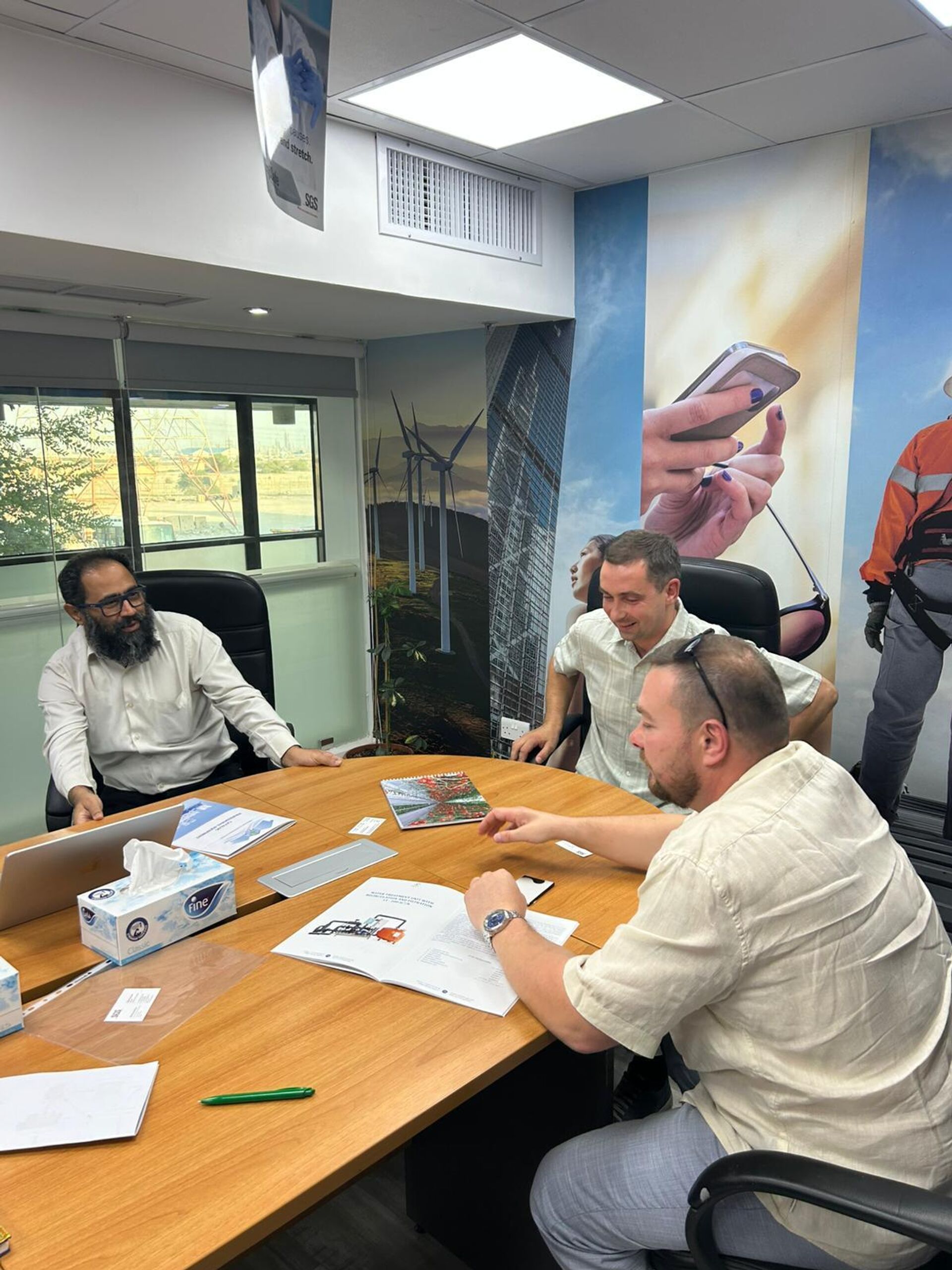 مصدرون من موسكو يجرون أكثر من 60 اجتماعا خلال مهمة تجارية في الكويت   - سبوتنيك عربي, 1920, 13.10.2025