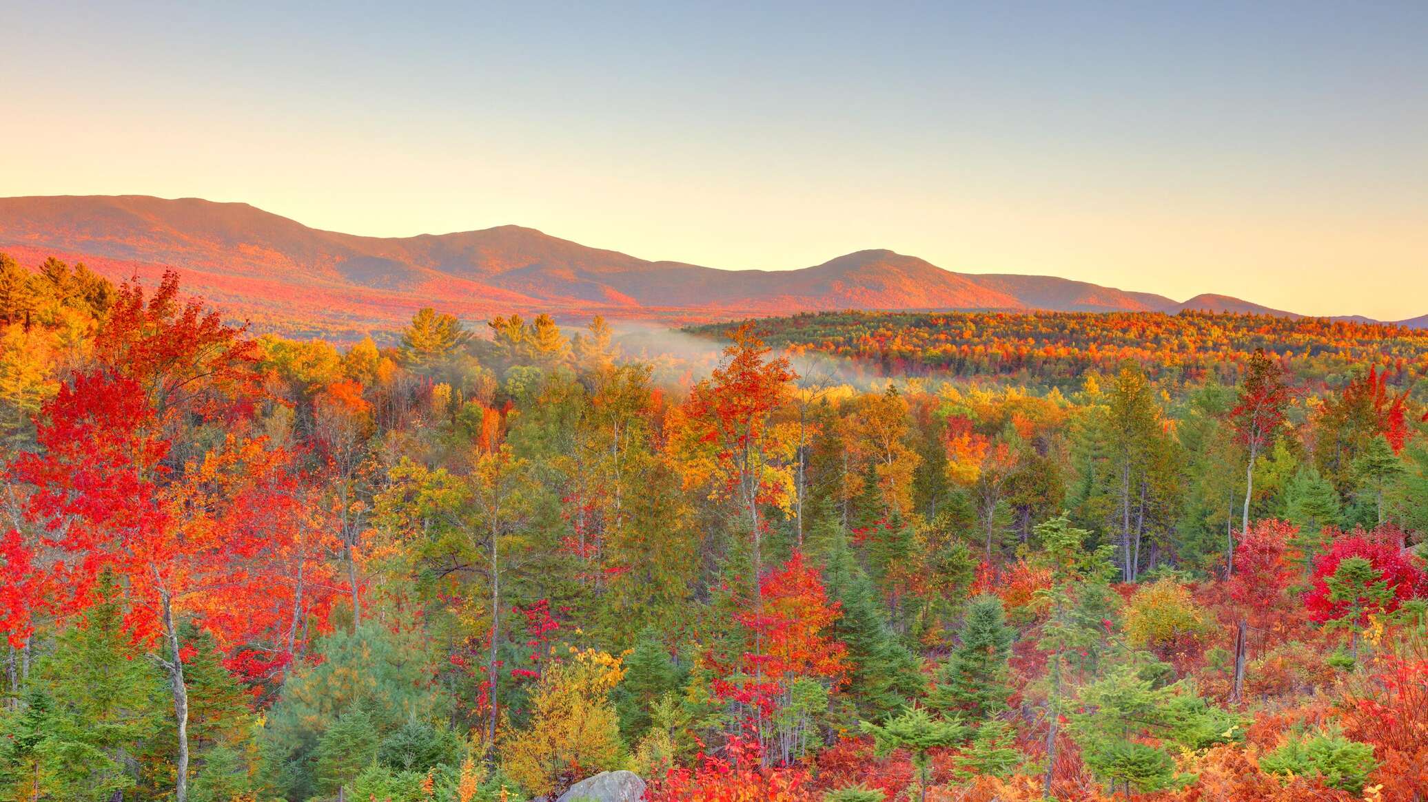 الخريف يلبس العالم ألوانا رائعة