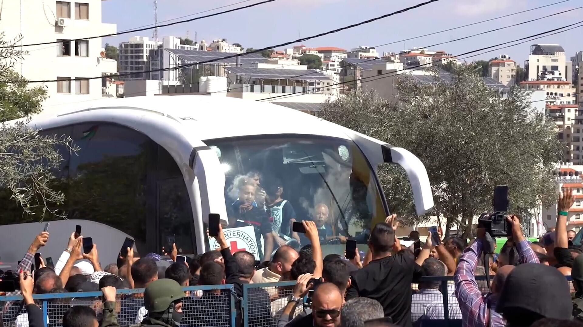 تحرير الأسرى الفلسطينيين - سبوتنيك عربي, 1920, 13.10.2025