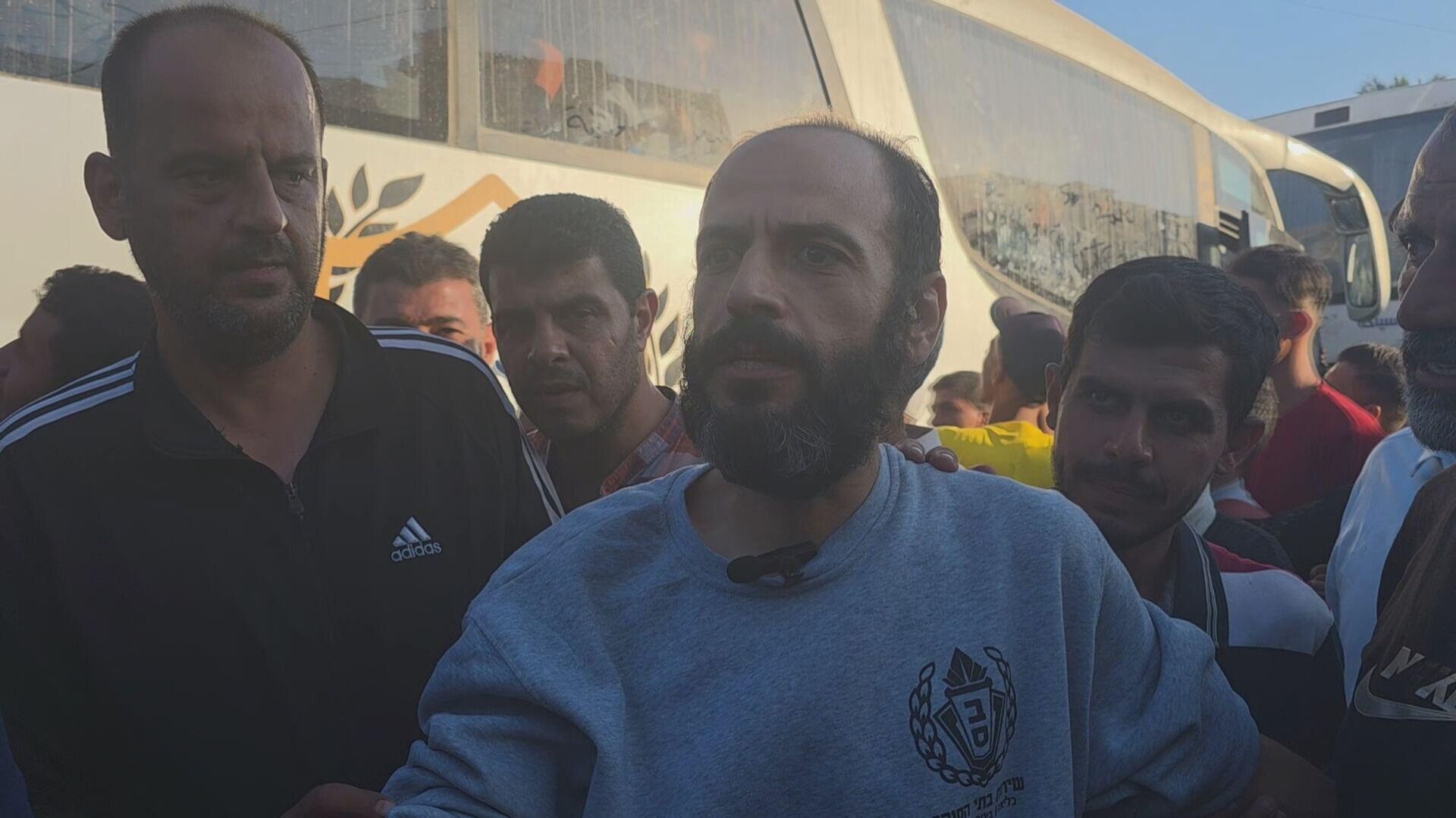 الإفراج عن الأسرى ضمن اتفاق غزة وقمة شرم الشيخ تغلق باب الحرب - سبوتنيك عربي, 1920, 14.10.2025