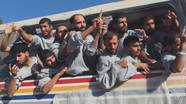 الإفراج عن الأسرى ضمن اتفاق غزة وقمة شرم الشيخ تغلق باب الحرب - سبوتنيك عربي