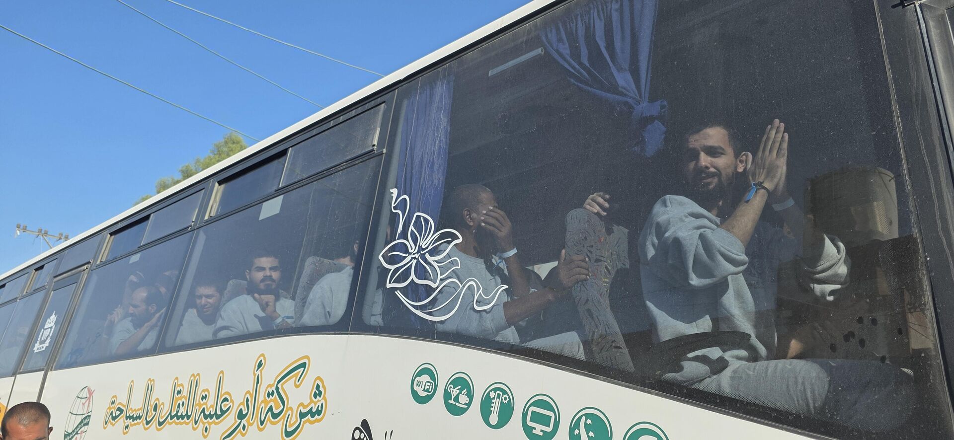 الإفراج عن الأسرى ضمن اتفاق غزة وقمة شرم الشيخ تغلق باب الحرب - سبوتنيك عربي, 1920, 14.10.2025