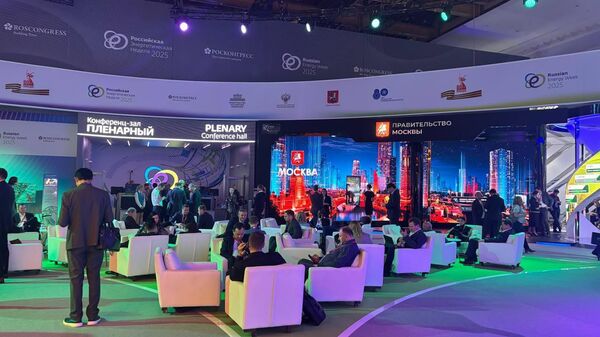 فعاليات المنتدى الدولي أسبوع الطاقة الروسي  - سبوتنيك عربي