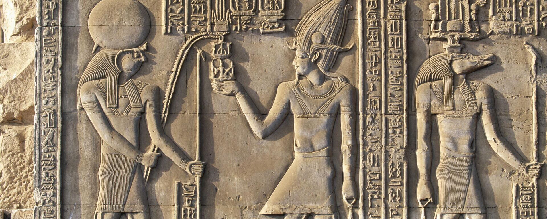 الهيروغليفية المصرية القديمة - سبوتنيك عربي, 1920, 15.10.2025