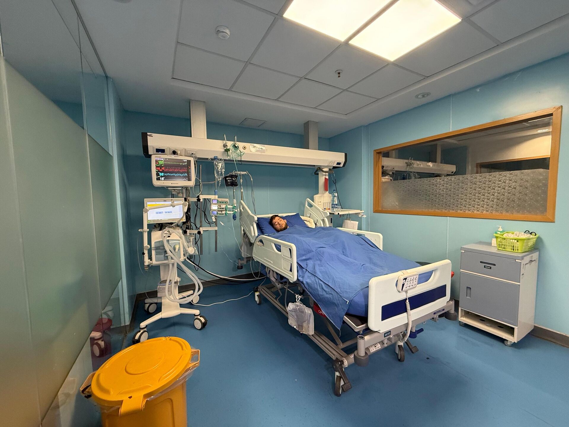 بالرصاص والتنكيل والضرب المبرح: الجيش الإسرائيلي يمعن في قمع الفلسطينيين خلال مداهمات الضفة بالرصاص والتنكيل والضرب المبرح: الجيش الإسرائيلي يمعن في قمع الفلسطينيين خلال مداهمات الضفة - سبوتنيك عربي, 1920, 16.10.2025