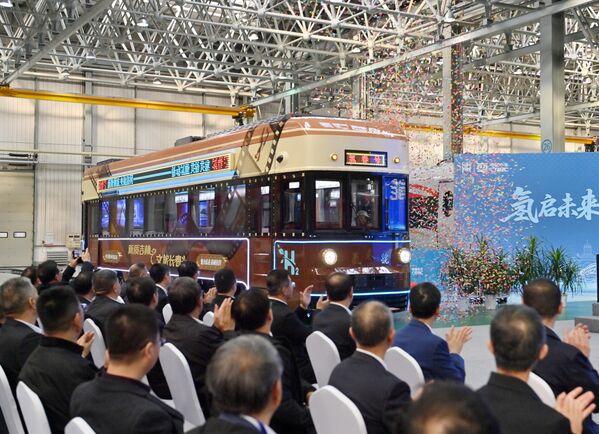 أول قطار سياحي يعمل بالهيدروجين في مقاطعة جيلين الصينية - سبوتنيك عربي