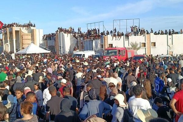 تونس:عشرات الآلاف يحتجون بمحافظة قابس رفضا للتلوث البيئي
 - سبوتنيك عربي