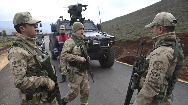 قوات تركية على الحدود مع سوريا - سبوتنيك عربي