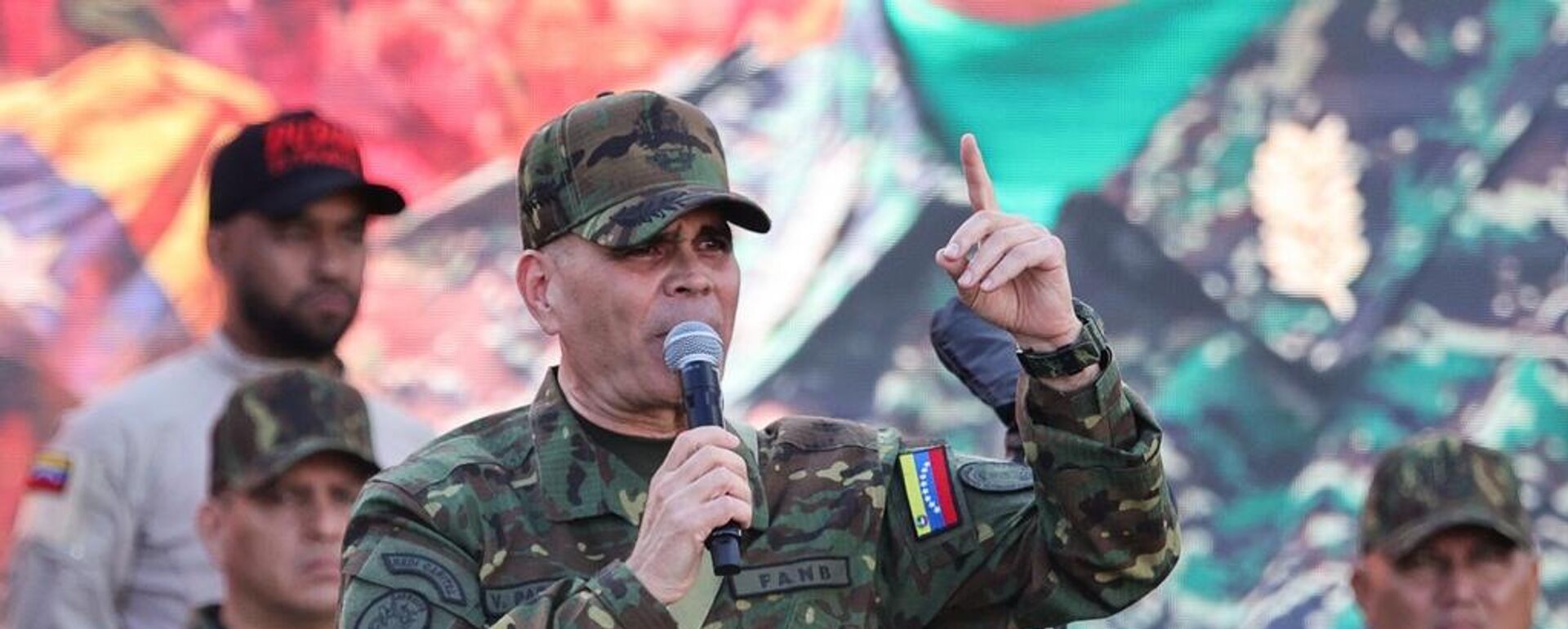 Vladimir Padrino López, ministro de Defensa de Venezuela  - سبوتنيك عربي, 1920, 22.10.2025