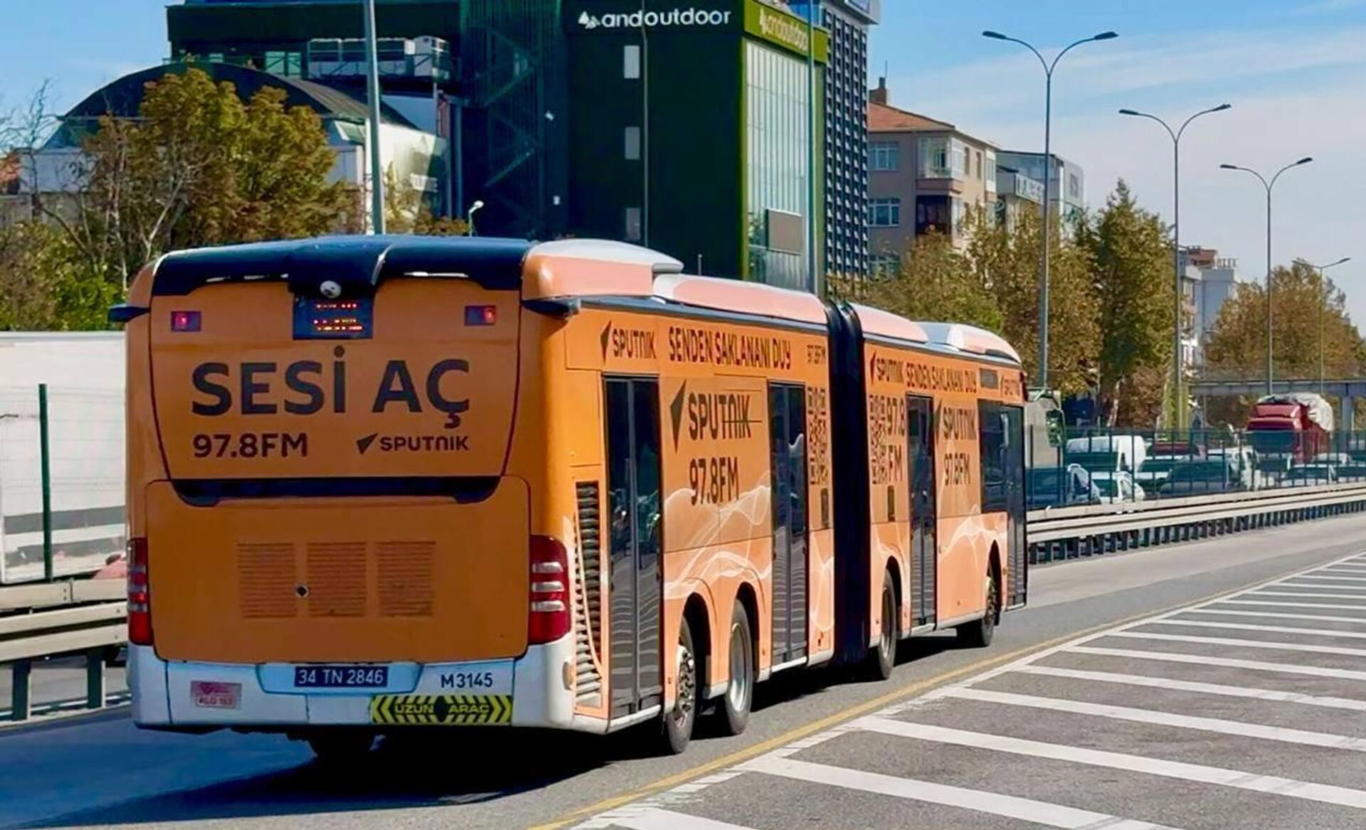 سبوتنيك تطلق حافلاتها الجديدة في أحد أهم شوارع إسطنبول سبوتنيك تطلق حافلاتها الجديدة في أحد أهم شوارع إسطنبول - سبوتنيك عربي, 1920, 23.10.2025