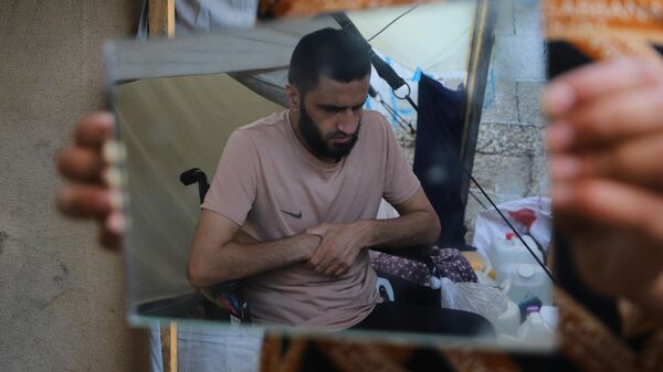 أسير فلسطيني تنفس الحرية ولم يرها ويتمنى إبصار والدته ولو بعين واحدة - سبوتنيك عربي