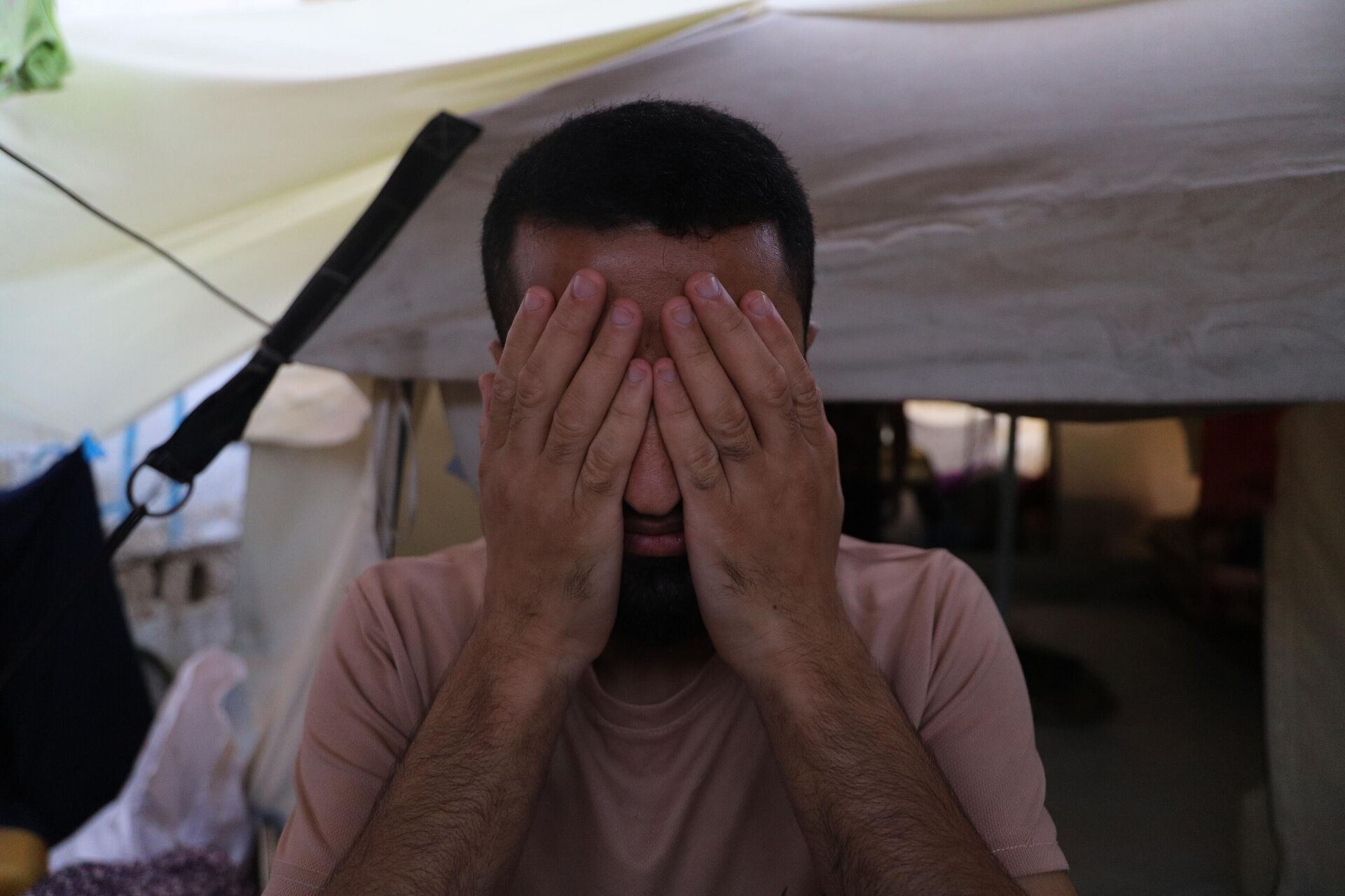 أسير فلسطيني تنفس الحرية ولم يرها ويتمنى إبصار والدته ولو بعين واحدة - سبوتنيك عربي, 1920, 23.10.2025