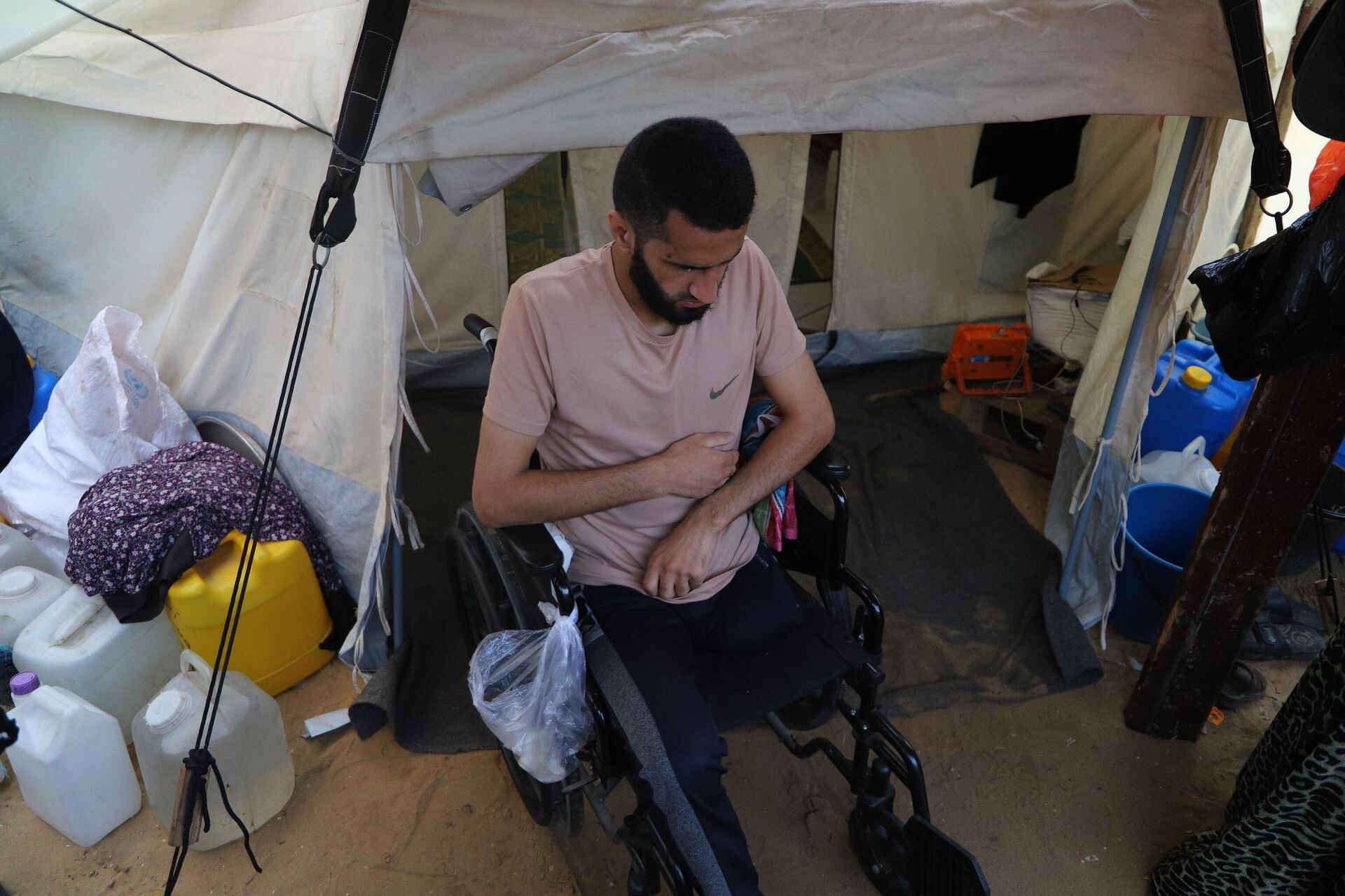 أسير فلسطيني تنفس الحرية ولم يرها ويتمنى إبصار والدته ولو بعين واحدة - سبوتنيك عربي, 1920, 23.10.2025