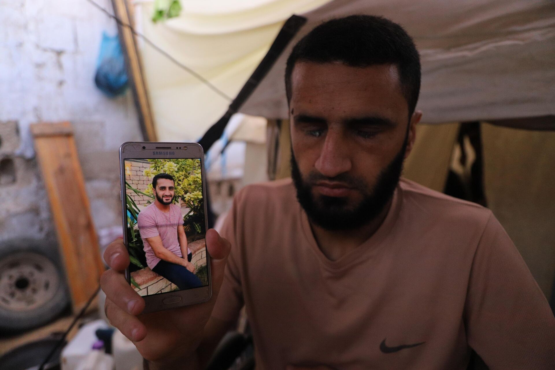 أسير فلسطيني تنفس الحرية ولم يرها ويتمنى إبصار والدته ولو بعين واحدة - سبوتنيك عربي, 1920, 23.10.2025