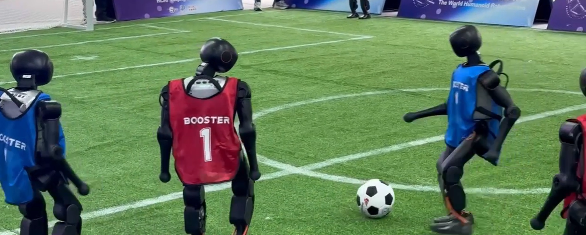 روبوت  - سبوتنيك عربي, 1920, 24.10.2025