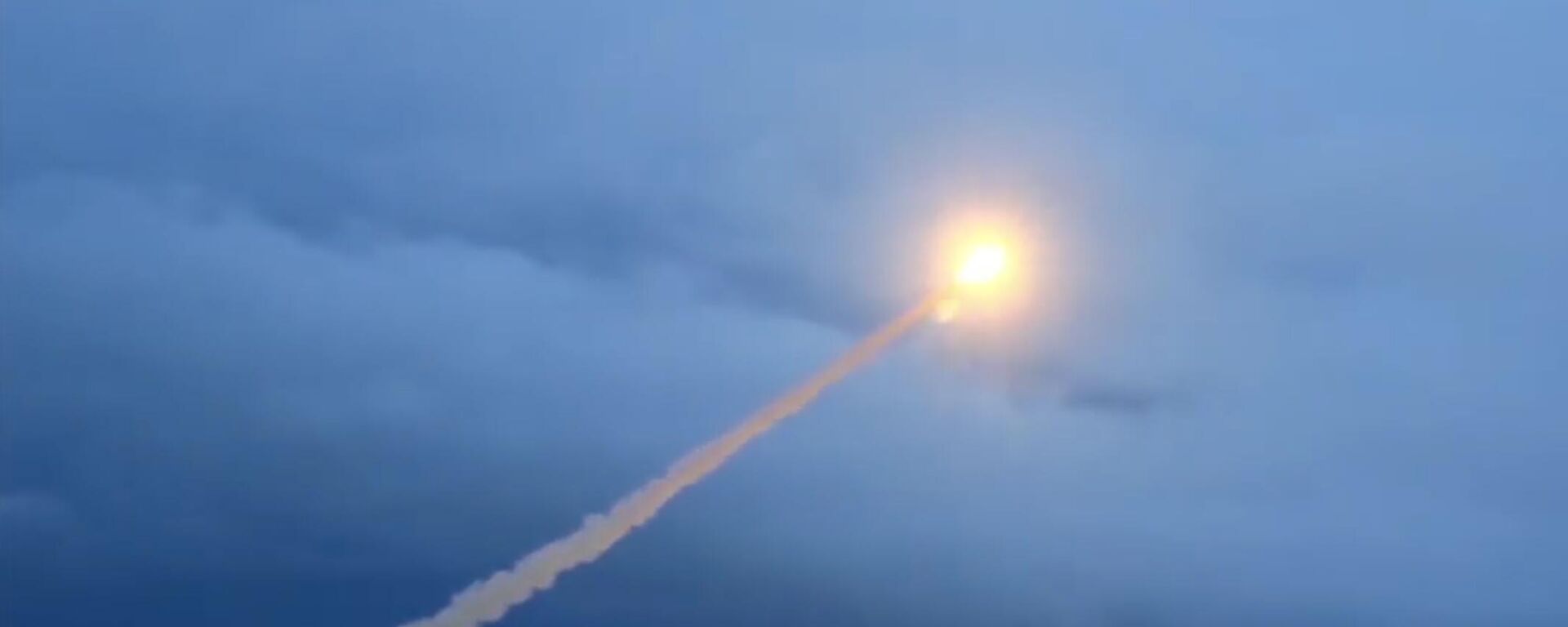 اختبارات صاروخ كروز بوريفيستنيك النووي - سبوتنيك عربي, 1920, 01.11.2025