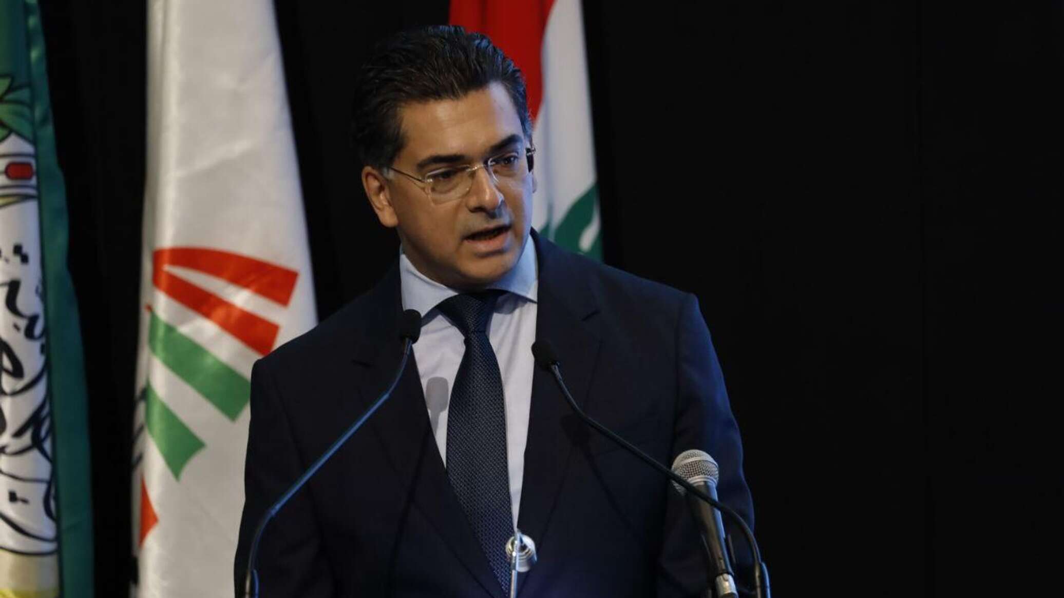 في اليوم العالمي للإذاعة.. وزير الإعلام اللبناني لـ"سبوتنيك": متمسكون بروحية الإعلام المسموع