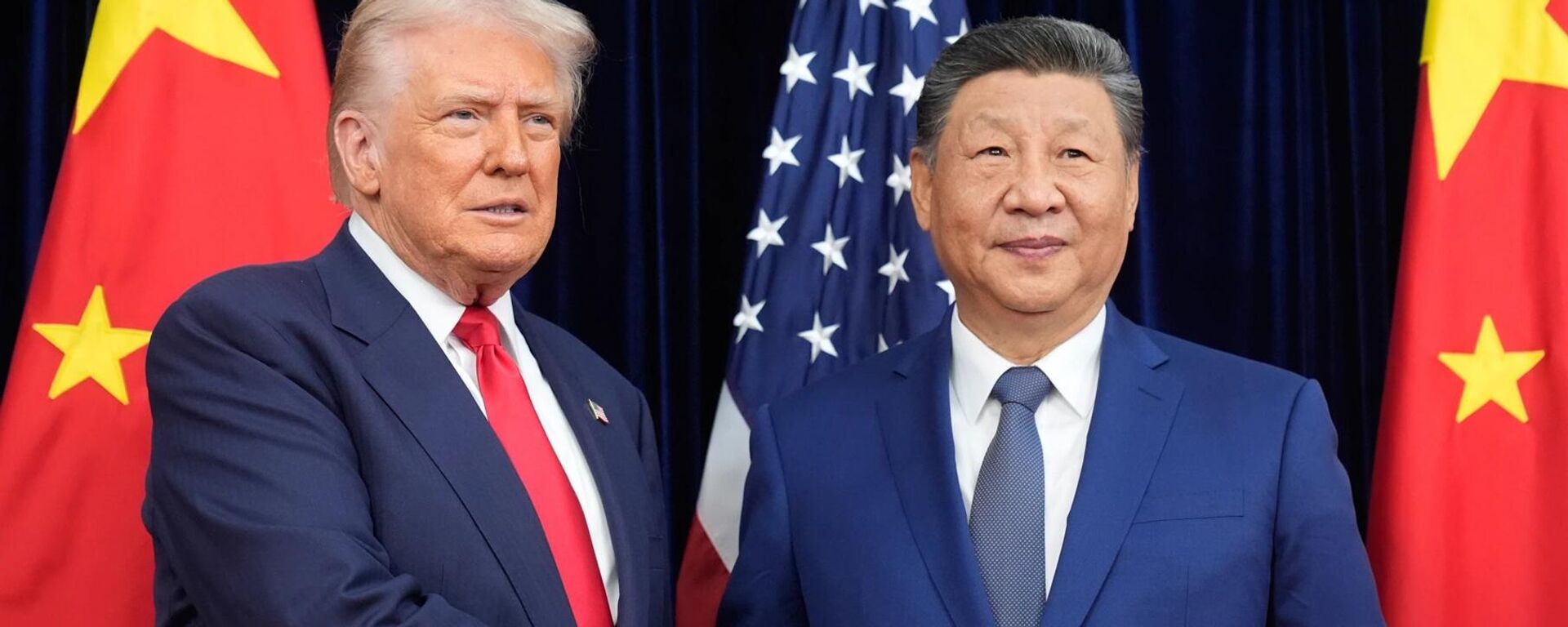 习近平和特朗普 - سبوتنيك عربي, 1920, 30.10.2025