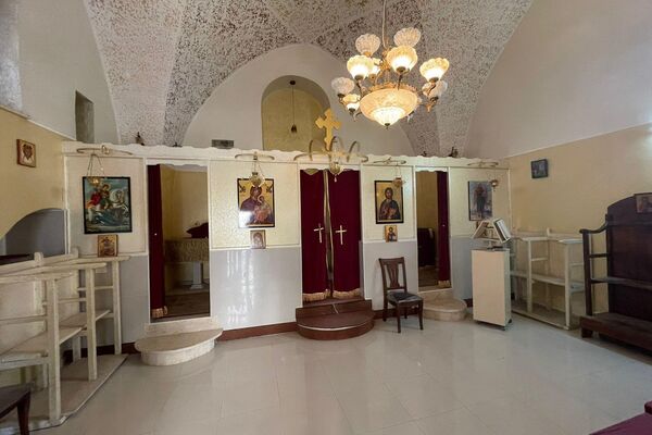 كنيسة تؤوي عائلة نازحة من مخيم طولكرم شمالي الضفة الغربية - سبوتنيك عربي