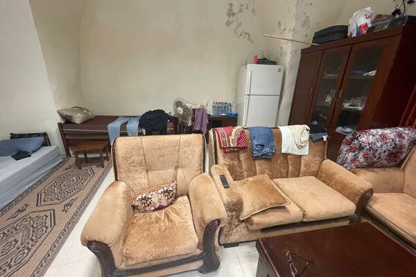 كنيسة تؤوي عائلة نازحة من مخيم طولكرم شمالي الضفة الغربية - سبوتنيك عربي