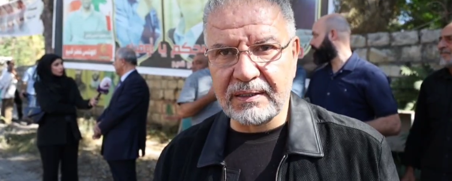 وقفة تضامنية نفذها تجمع بلدات الجنوب أمام مبنى محافظة النبطية جنوبي لبنان - سبوتنيك عربي, 1920, 31.10.2025