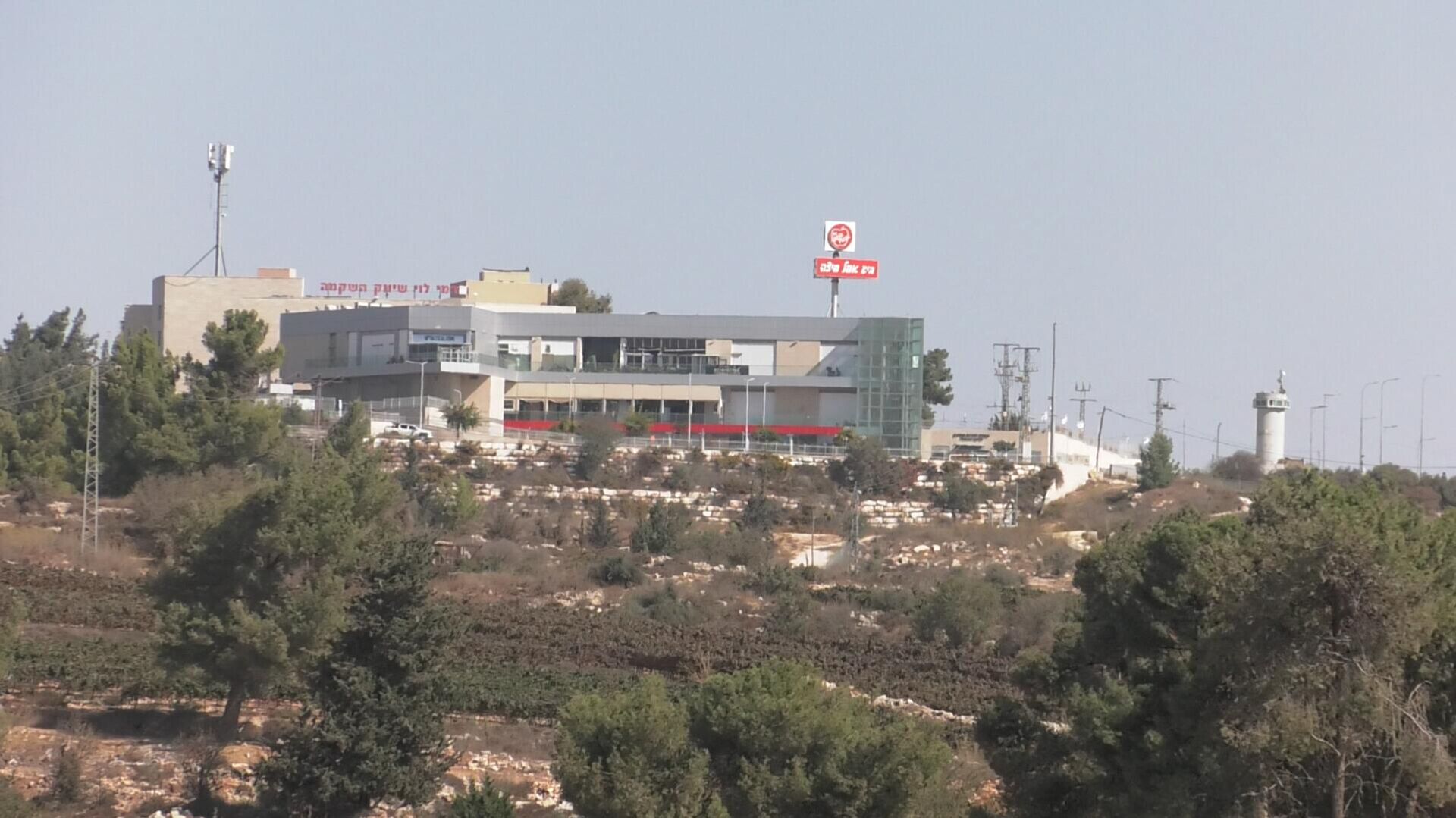 خطة الضم الزاحف تتيح مصادرة الأراضي وربط المستوطنات جنوب الضفة وتغير الجغرافيا - سبوتنيك عربي, 1920, 04.11.2025