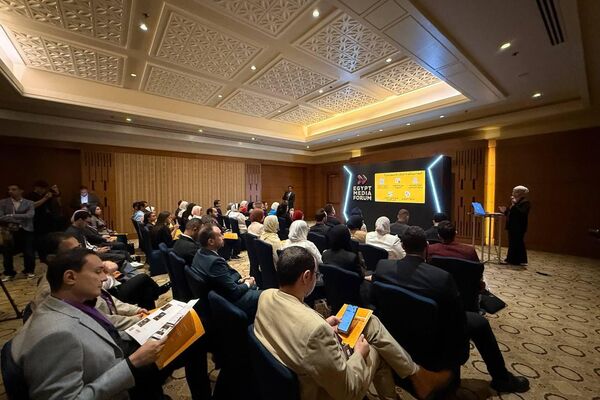 سبوتنيك تستعرض تجربتها الخاصة بالذكاء الاصطناعي في منتدى مصر للإعلام  - سبوتنيك عربي