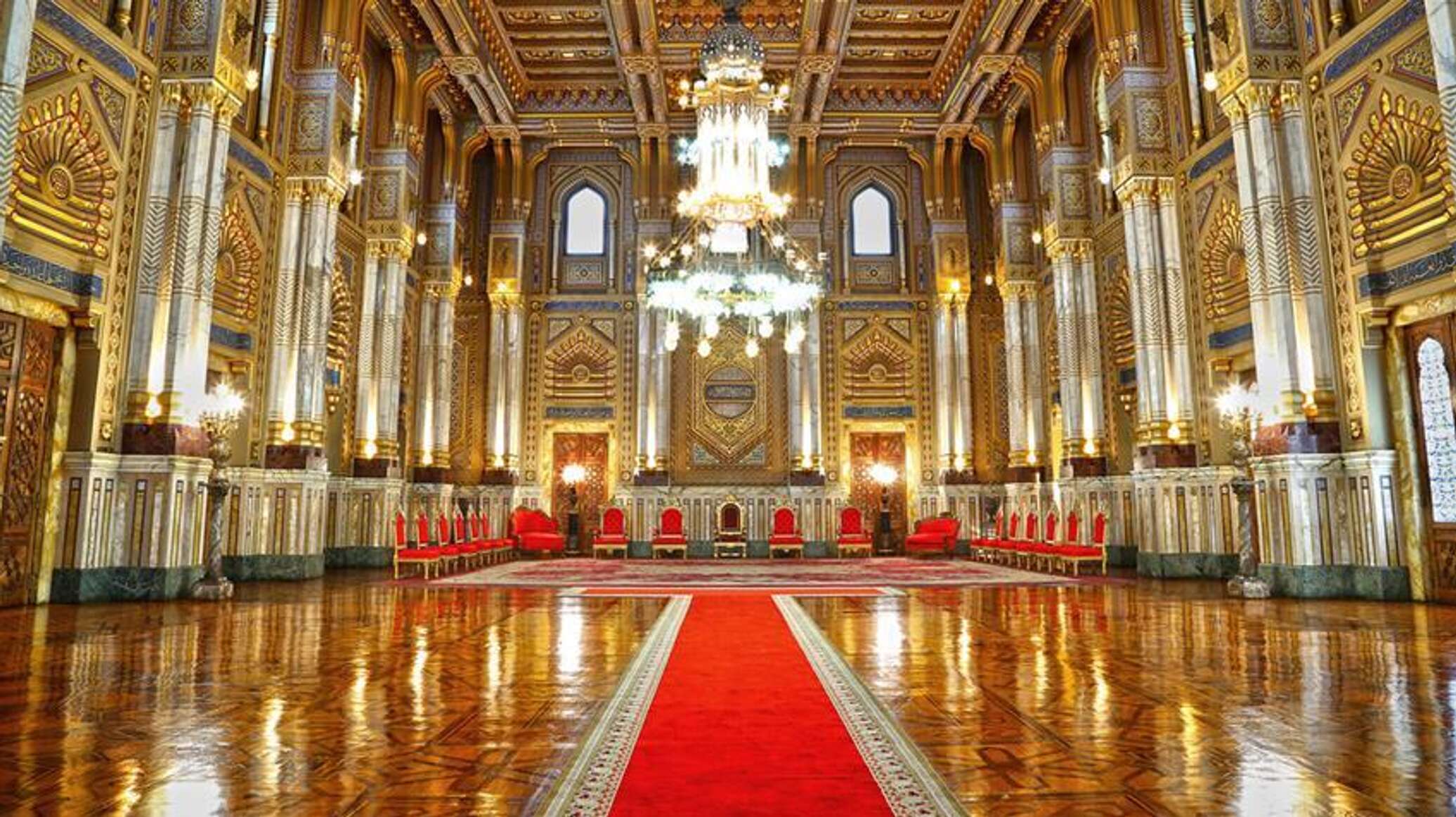 قصر "عابدين" المصري يحتضن حدثا ملكيا عالميا لأول مرة.. صور وفيديو