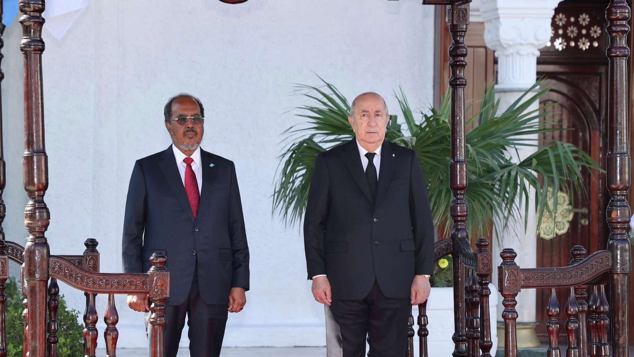 الجزائر والصومال توقعان اتفاقيات تعاون في عدة مجالات من بينها النفط والغاز والتعدين