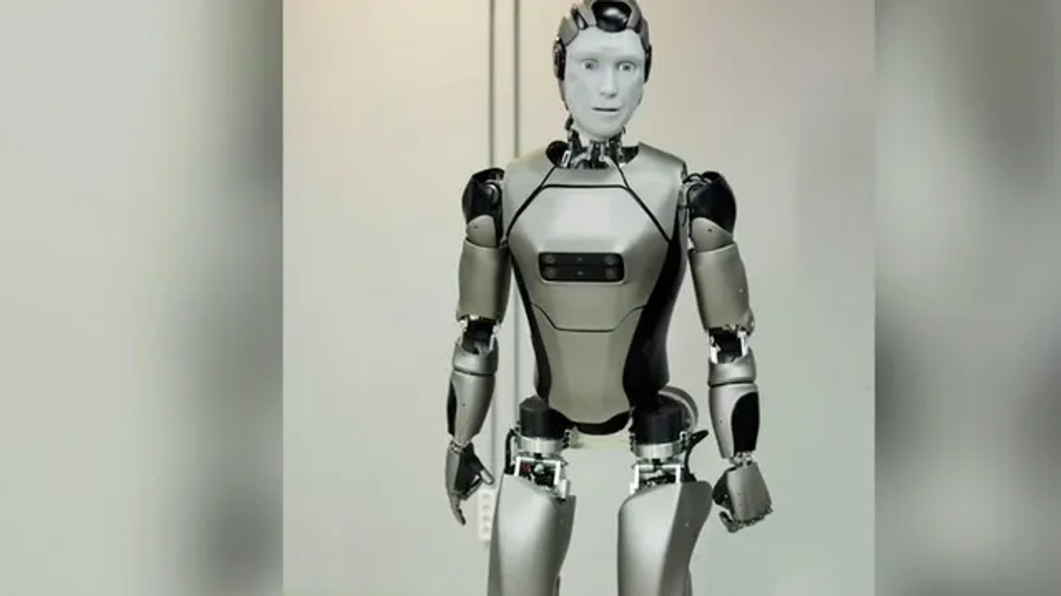 روسيا تكشف عن أول روبوت مجسم مزود بالذكاء الاصطناعي