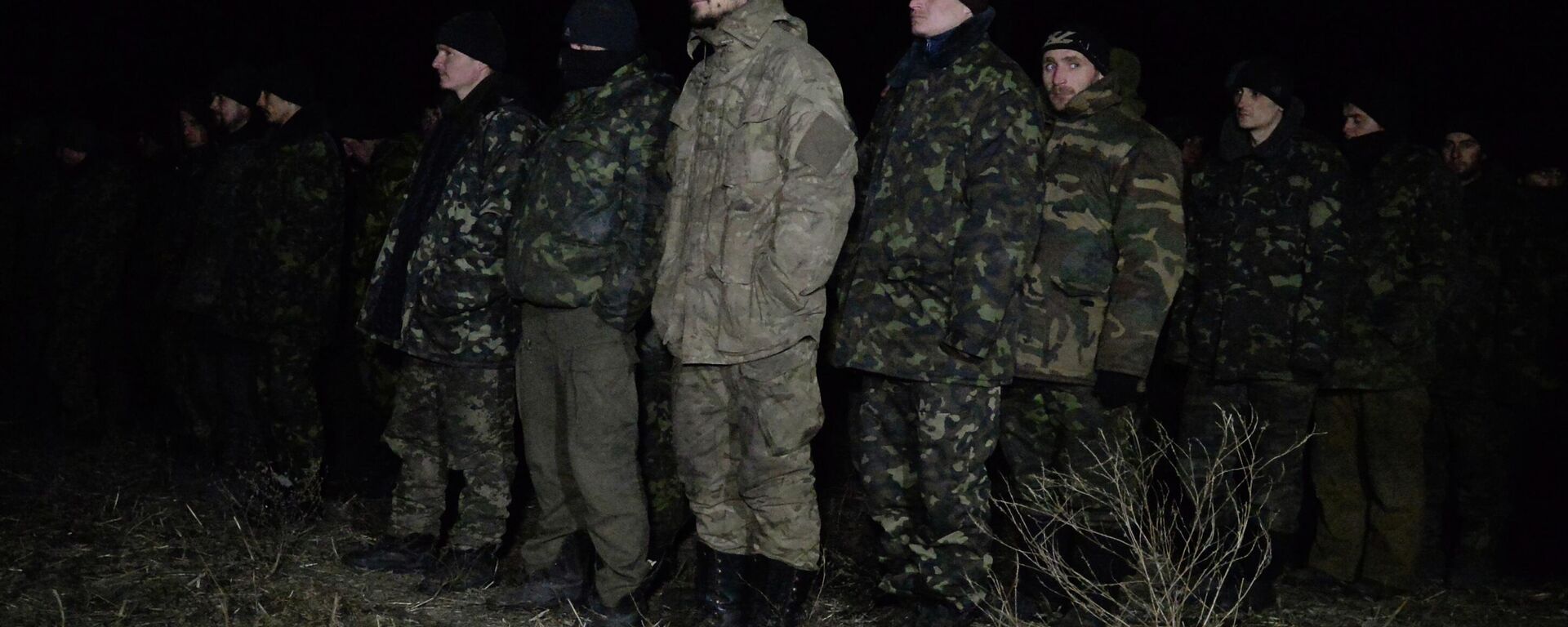 أسرى أوكران في أيدي القوات الروسية في مقاطعة زابوروجيه - سبوتنيك عربي, 1920, 15.11.2025