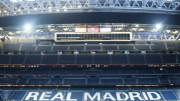 هكذا يتحول معقل ريال مدريد برنابيو إلى ملعب لكرة القدم الأمريكية - سبوتنيك عربي
