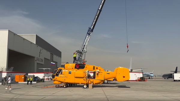 مروحية كا 32 أيه 11 إم تتوجه لمعرض دبي للطيران 2025 - سبوتنيك عربي