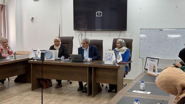 جلسة حوارية عن مخاطر مرض السكري بمكتب دعم وتمكين المرأة بجامعة بنغازي الليبية - سبوتنيك عربي