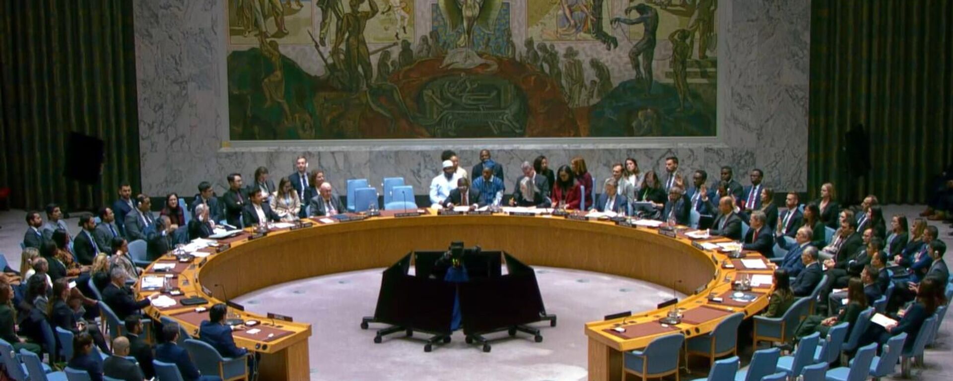 مجلس الأمن الدولي - سبوتنيك عربي, 1920, 18.11.2025