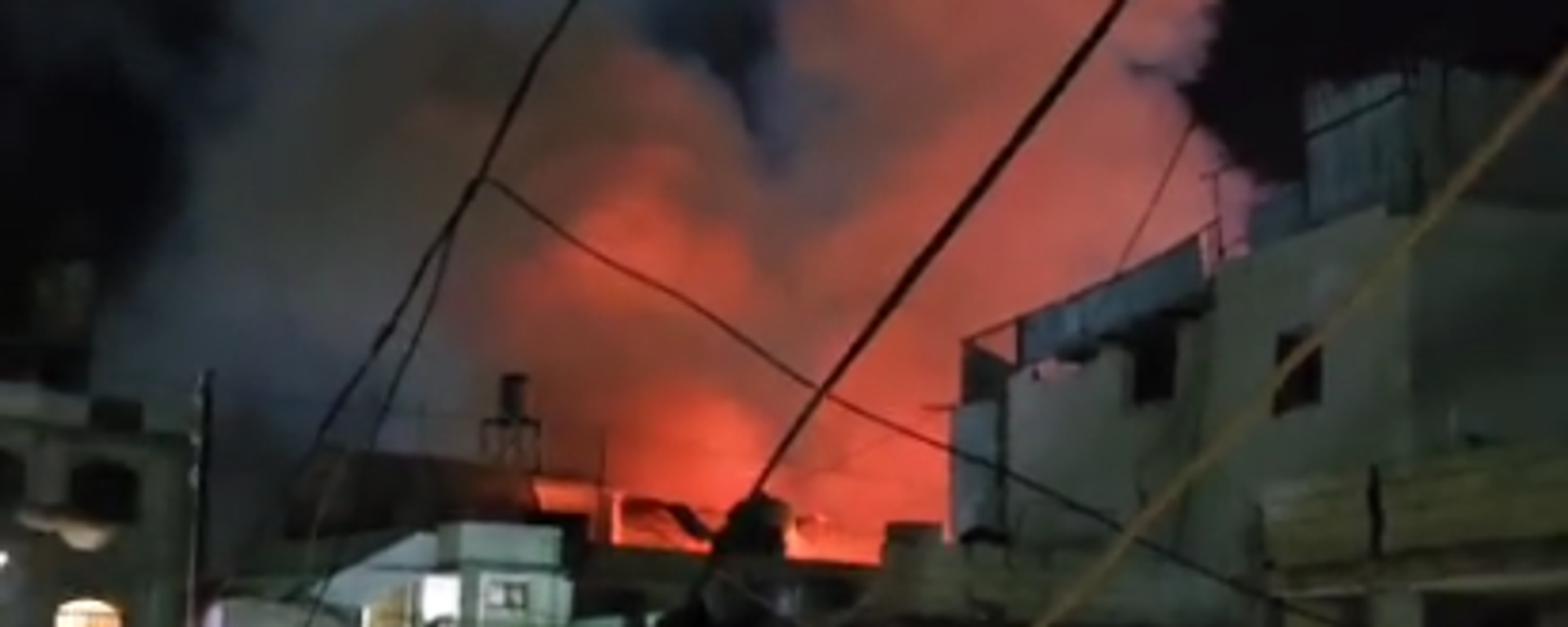 حماس تنفي اتهامات إسرائيل بوجود مجمع تدريب لها بمخيم عين الحلوة في لبنان - سبوتنيك عربي, 1920, 18.11.2025