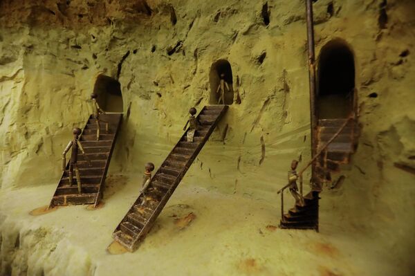 متحف الشظايا في رمحالا اللبنانية… ذاكرة الألم التي صاغها شارل نصار فنا ورسالة سلام - سبوتنيك عربي