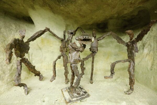 متحف الشظايا في رمحالا اللبنانية… ذاكرة الألم التي صاغها شارل نصار فنا ورسالة سلام - سبوتنيك عربي