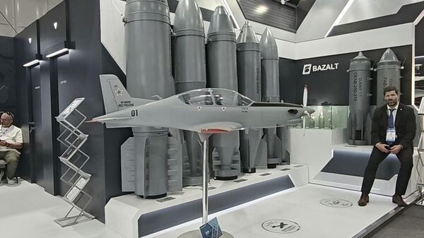 طائرة مسيرة جديدة تعرض لأول مرة في معرض دبي للطيران - سبوتنيك عربي