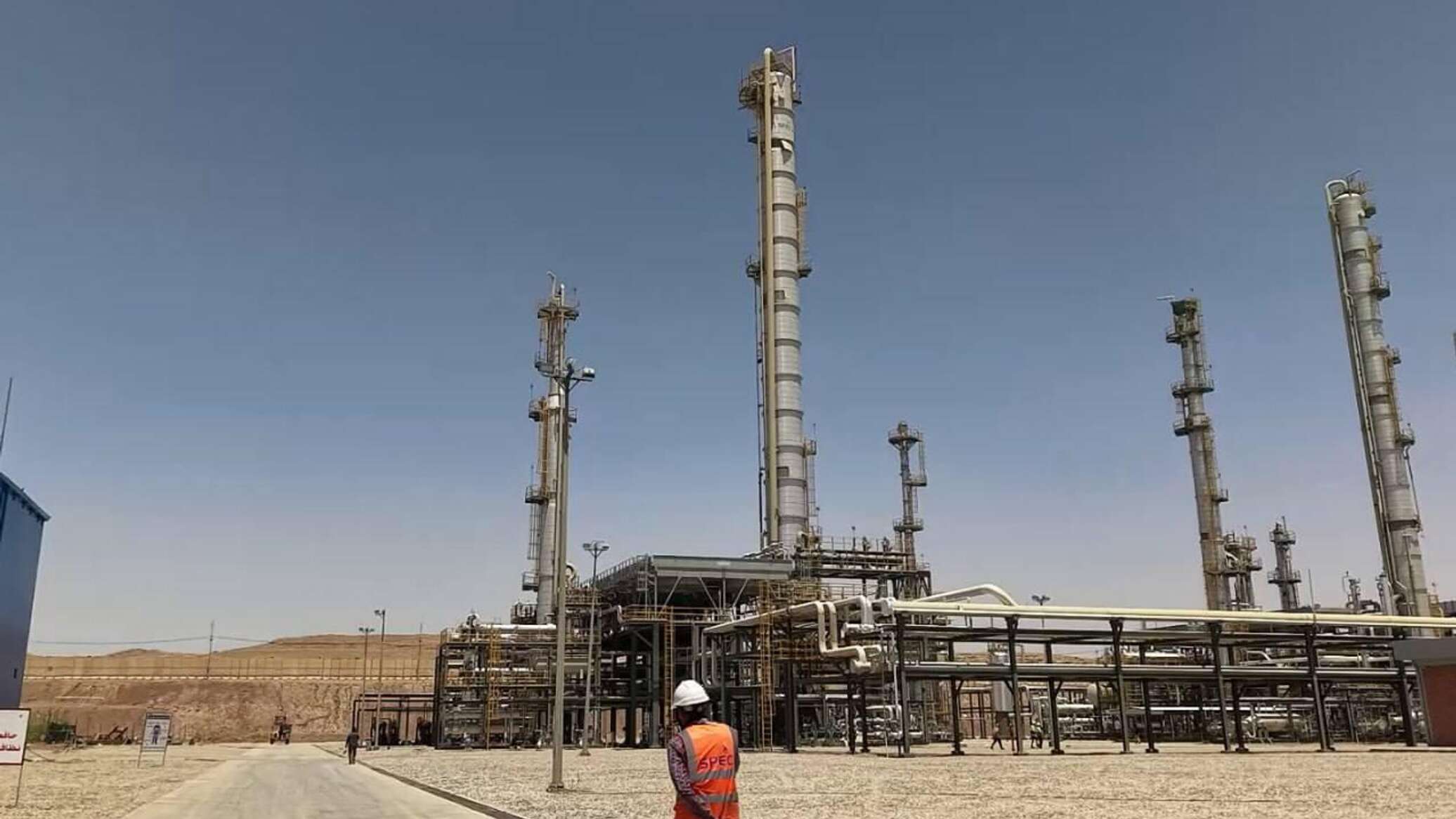 اقتصاد العراق في خطر.. اعتماد شبه كامل على النفط يهدد المستقبل المالي