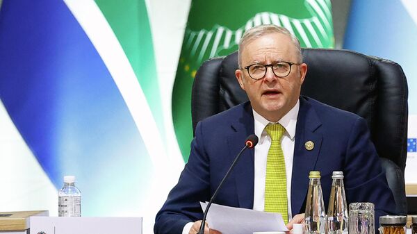 رئيس الوزراء الأسترالي أنتوني ألبانيز يحضر جلسة عامة في اليوم الافتتاحي لقمة مجموعة العشرين في مركز ناسريك للمعارض في جوهانسبرغ، جنوب أفريقيا، السبت 22 نوفمبر/تشرين الثاني 2025. - سبوتنيك عربي