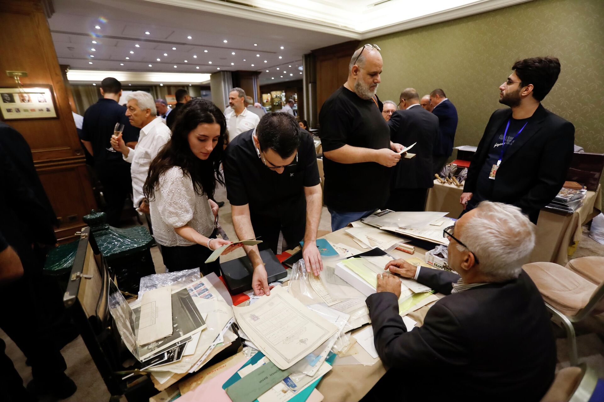  مئة عام على إصدار أول طابع بريدي في لبنان - سبوتنيك عربي, 1920, 23.11.2025