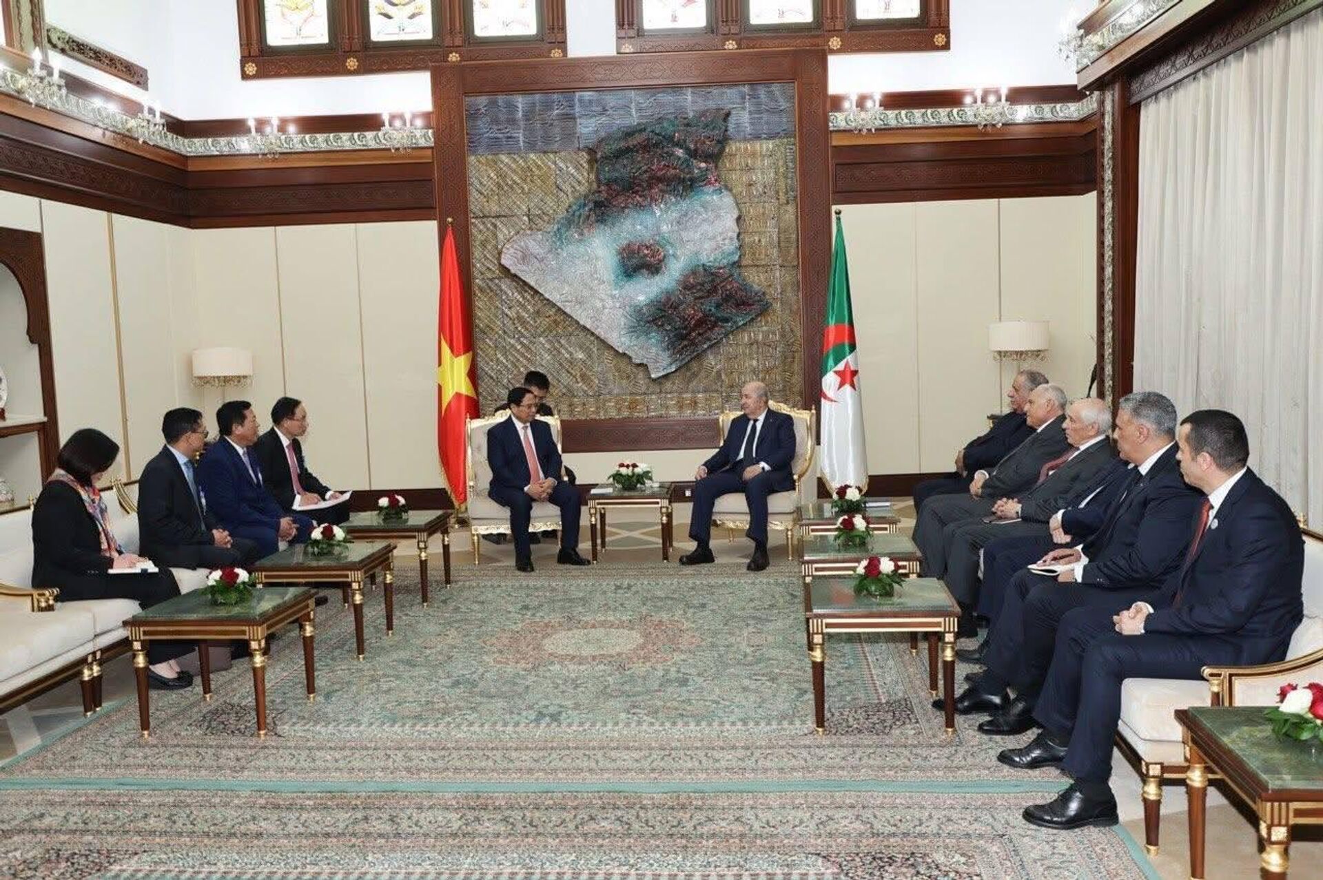 الجزائر وفيتنام… شراكات اقتصادية ورؤية سياسية دولية مشتركة - سبوتنيك عربي, 1920, 24.11.2025
