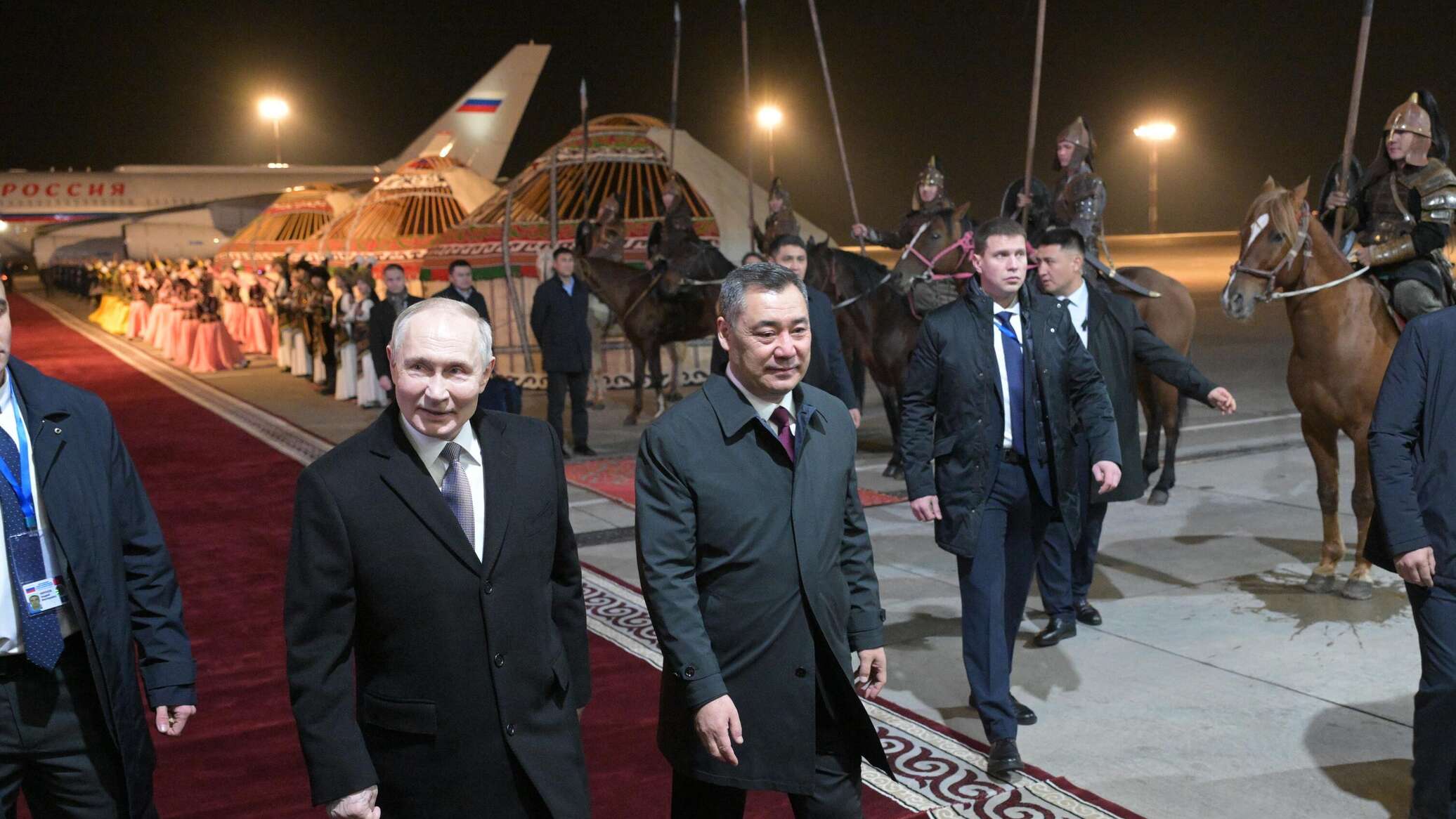 بوتين يجري محادثات مع نظيره القيرغيزي في بيشكيك